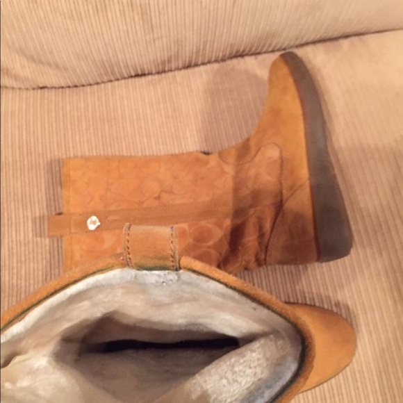 Coach lined boots - Picture 2 of 3